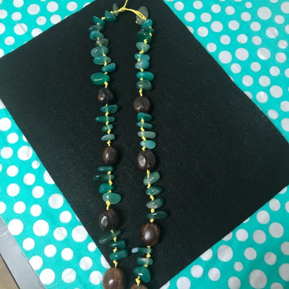 Jewelry - Picture 2 of 3